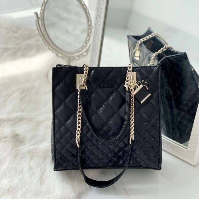 Sac Guess Style Cabas Cuir Brillant Avec Motif Signature Black