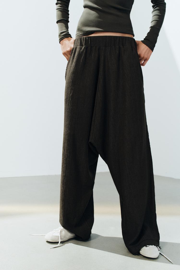 PANTALON VOLUME AVEC POCHES