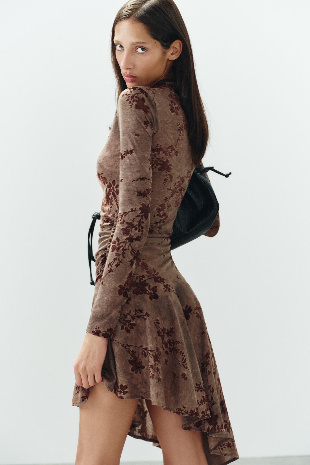ROBE ASYMÉTRIQUE FLOQUÉE