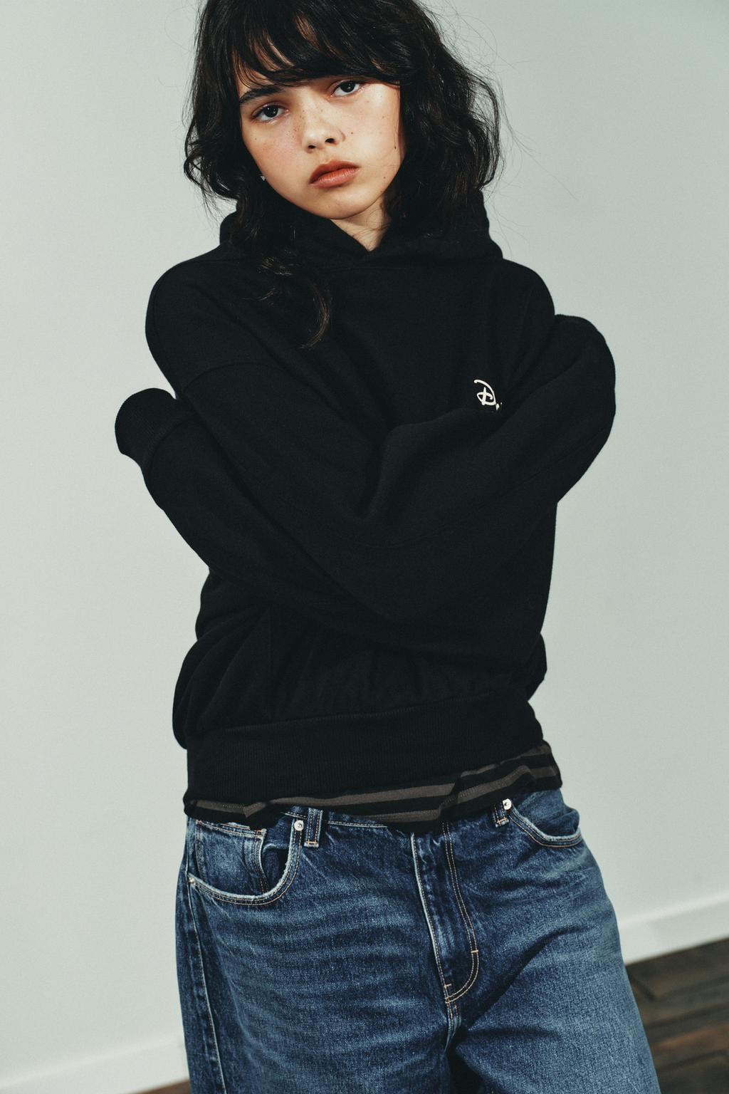 SWEAT INSCRIPTION ©DISNEY