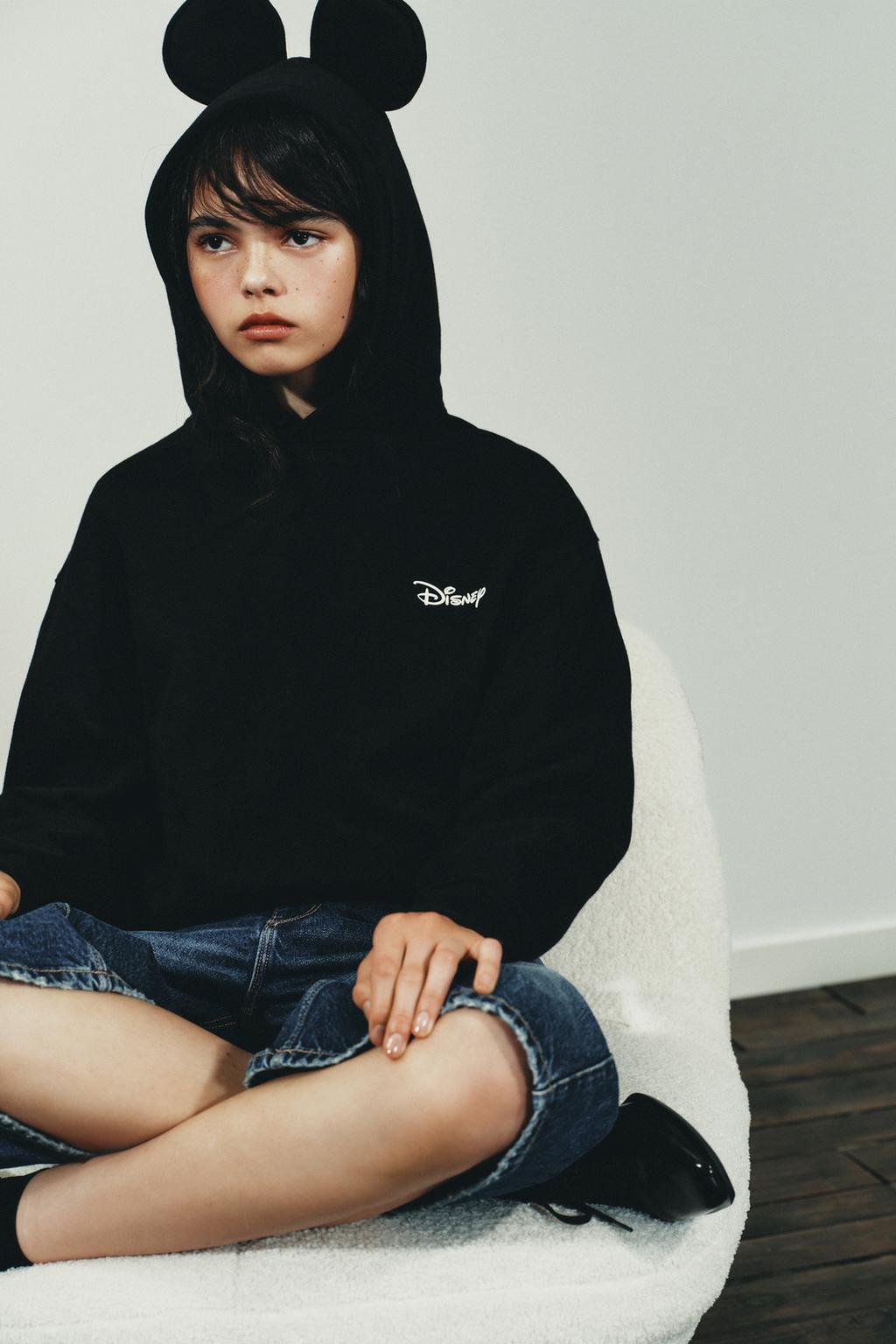 SWEAT INSCRIPTION ©DISNEY