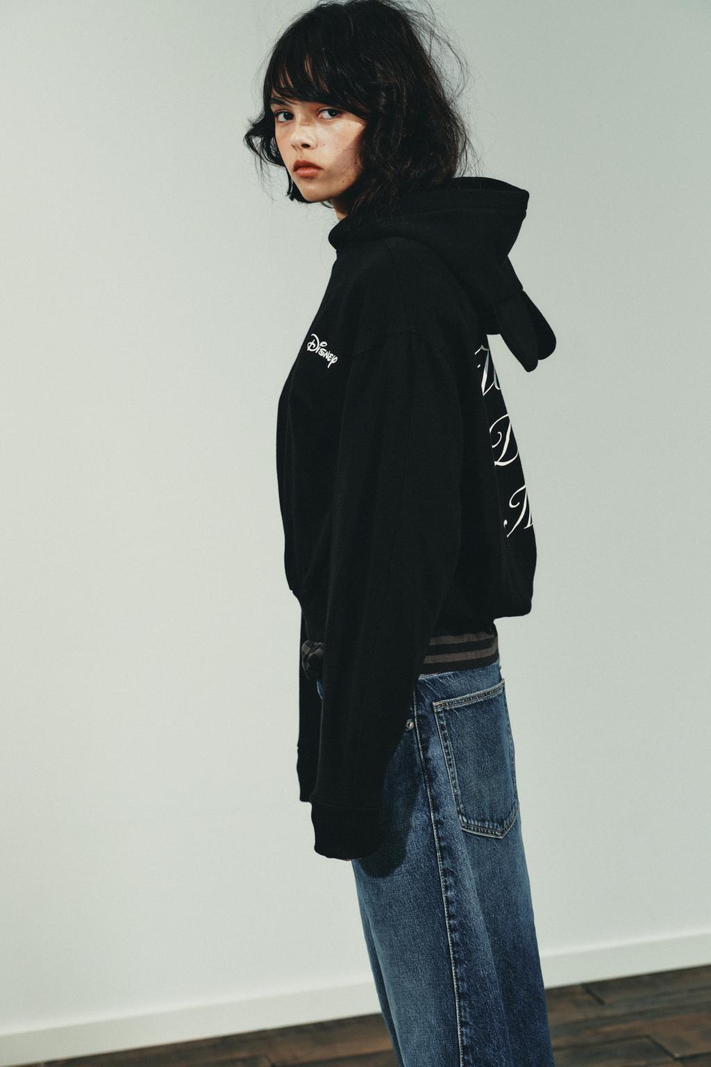 SWEAT INSCRIPTION ©DISNEY