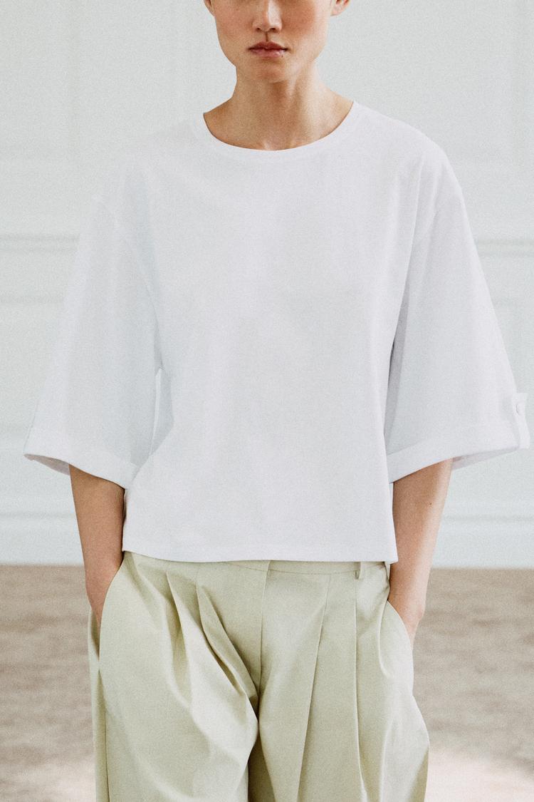 T-SHIRT ASYMÉTRIQUE BOUTON