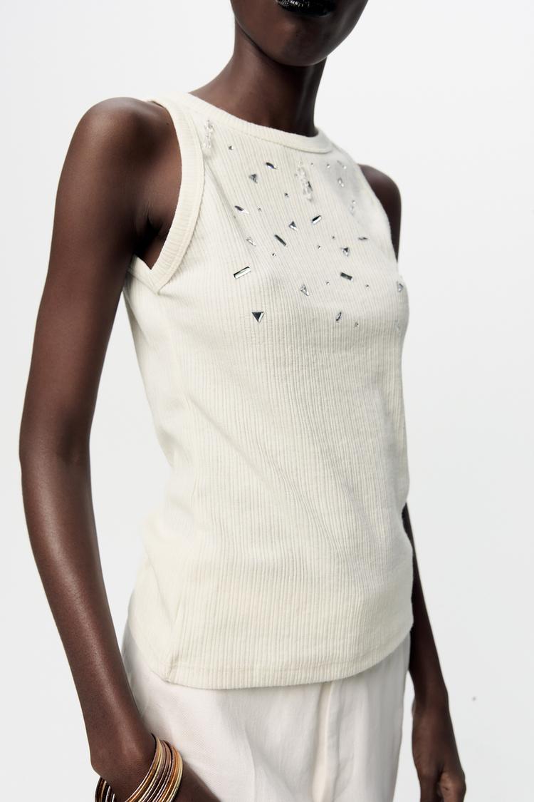 T-SHIRT CÔTELÉ AVEC STRASS