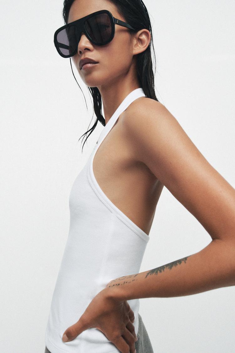 TOP HALTER CÔTELÉ