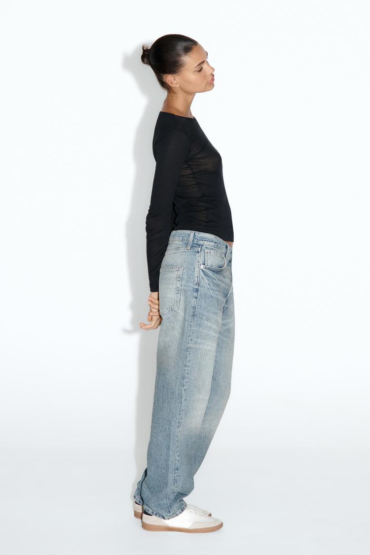 T-SHIRT SEMI-TRANSPARENT À MANCHES LONGUES