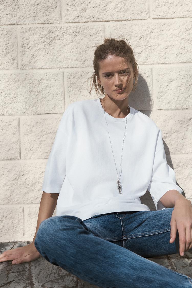T-SHIRT LOOSE FIT