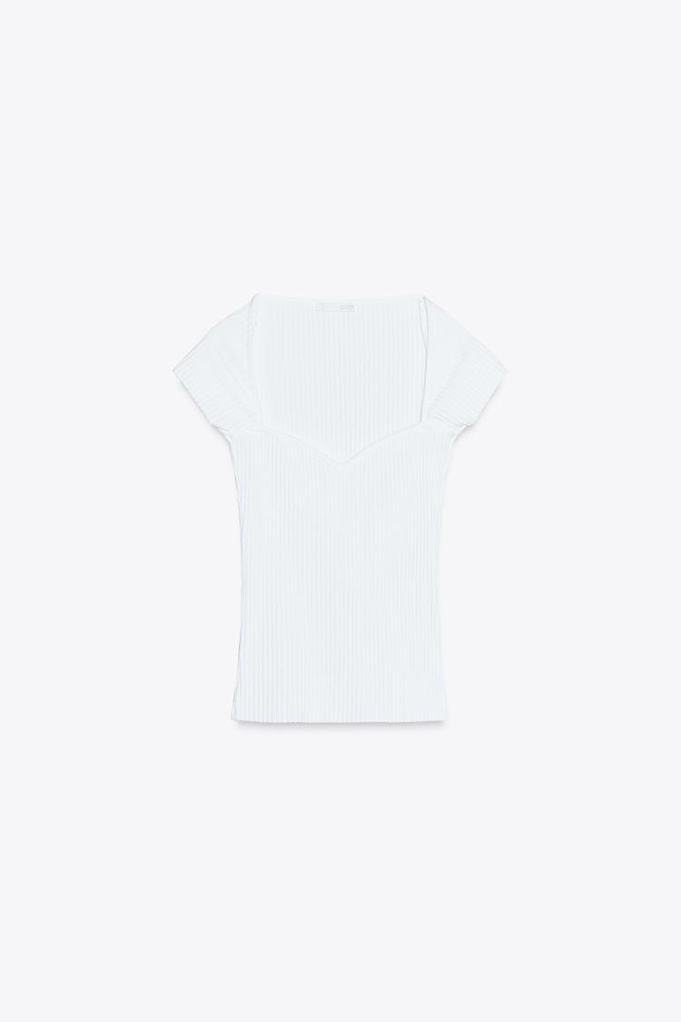 TOP CÔTELÉ DÉCOLLETÉ CŒUR