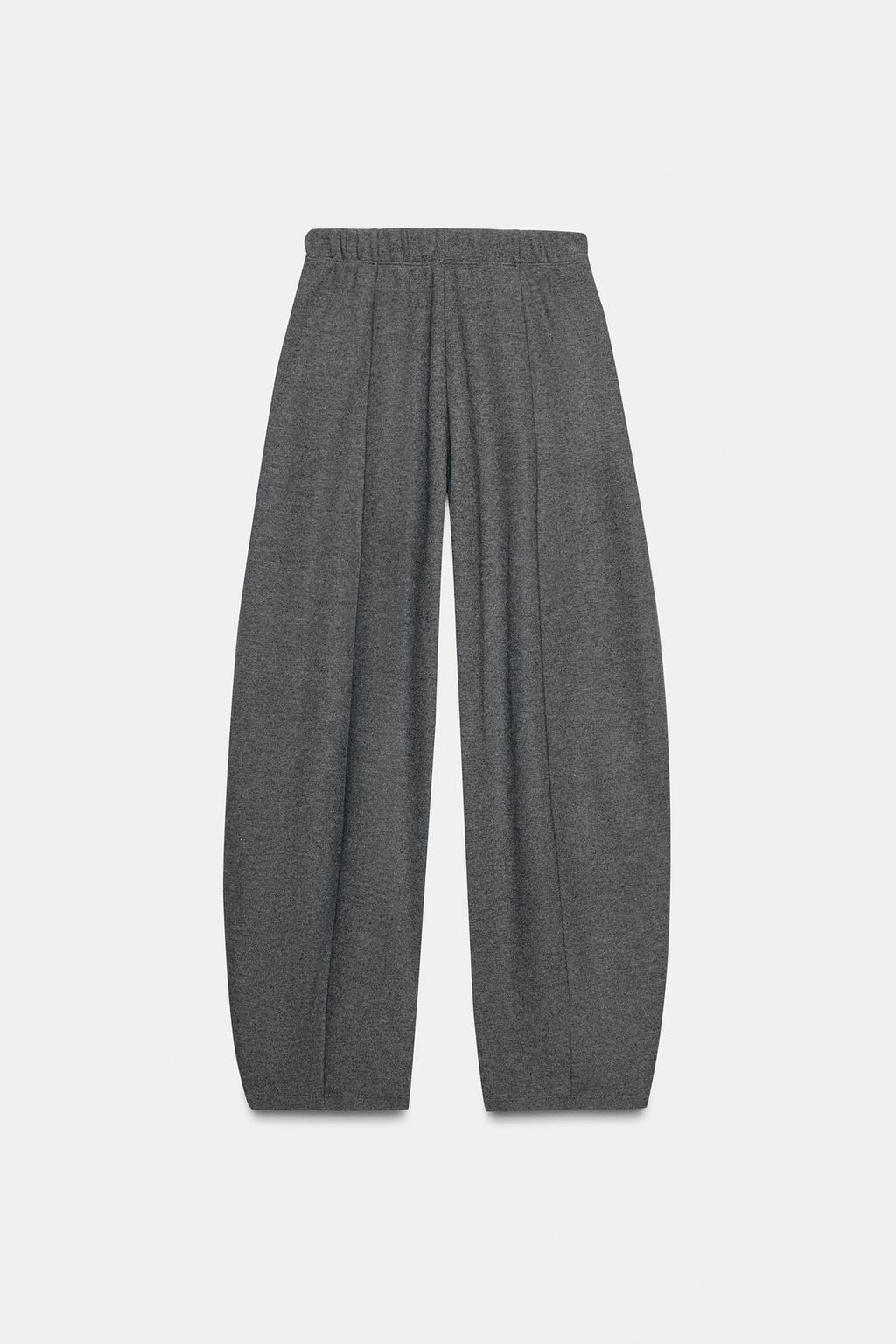 ENSEMBLE TOP DOUX AJUSTÉ À MANCHES COURTES | PANTALON LARGE SOFT