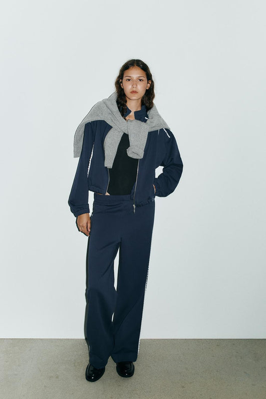 ENSEMBLE SWEAT VOLUME DENTELLE | PANTALON MOLLETON LARGE DENTELLE