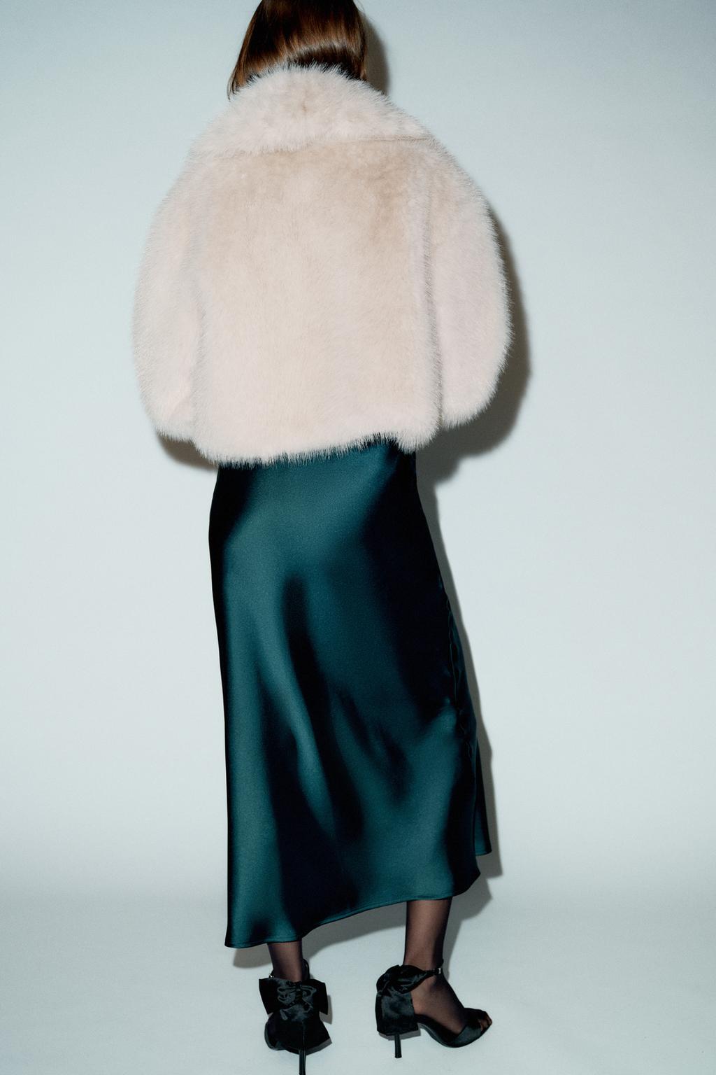 JUPE MI-LONGUE SATINÉE