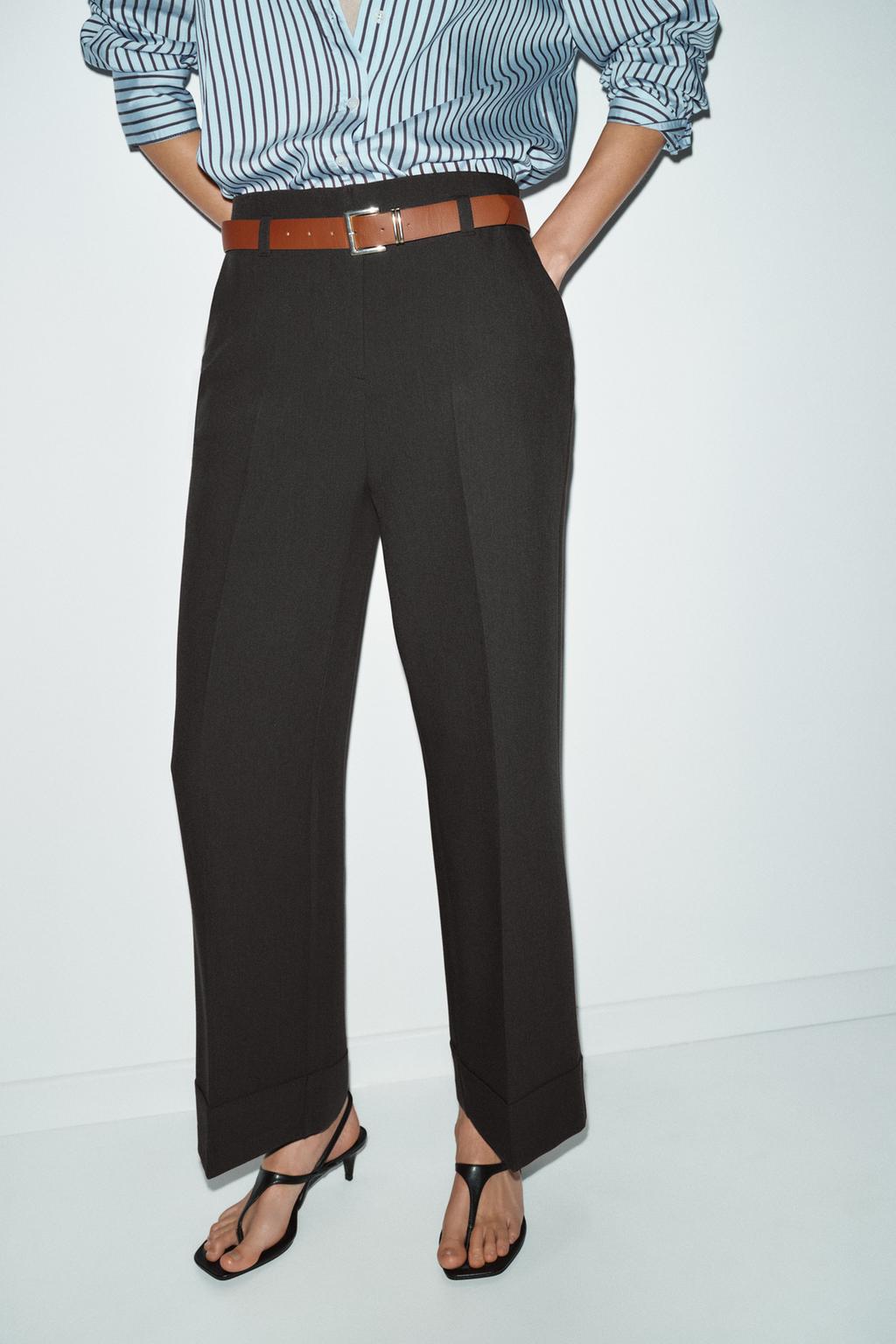 PANTALON AVEC REVERS ET CEINTURE