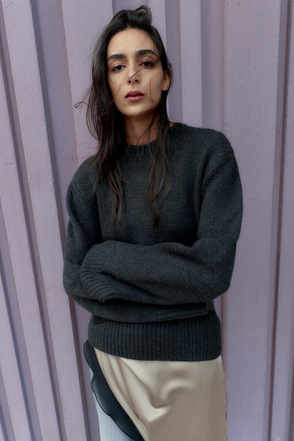 ROBE MI-LONGUE SATINÉE ASYMÉTRIQUE