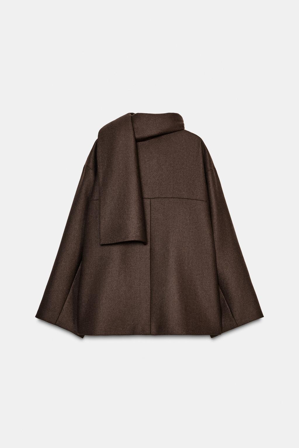 MANTEAU COURT AVEC ÉCHARPE EN LAINE