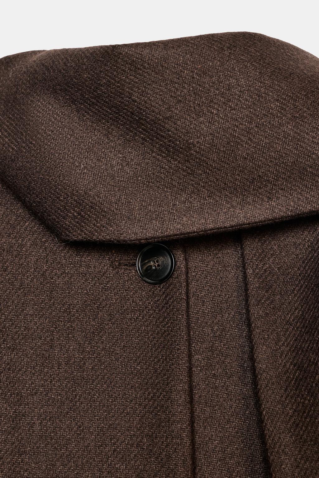 MANTEAU COURT AVEC ÉCHARPE EN LAINE
