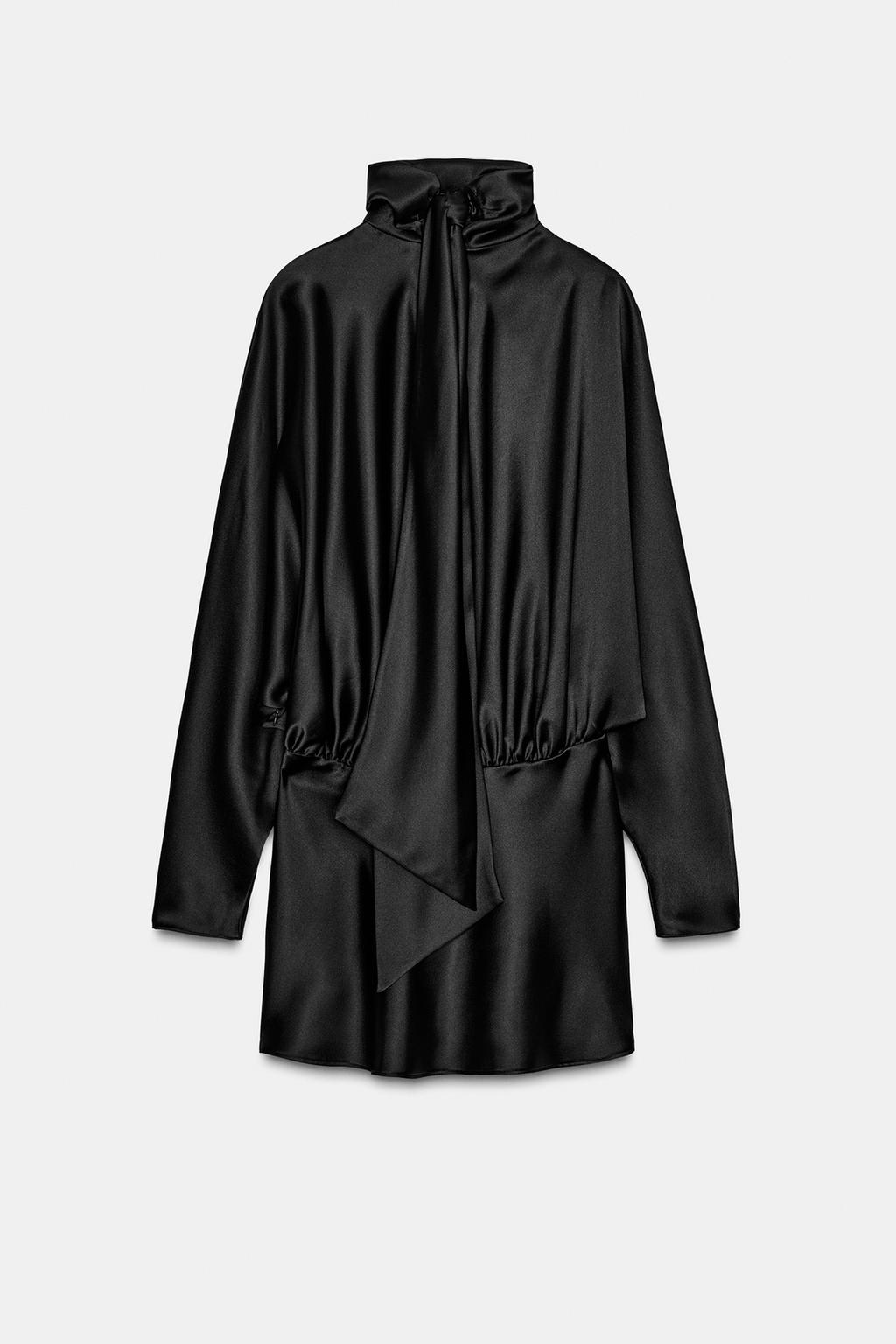 ROBE COURTE SATINÉE FOULARD