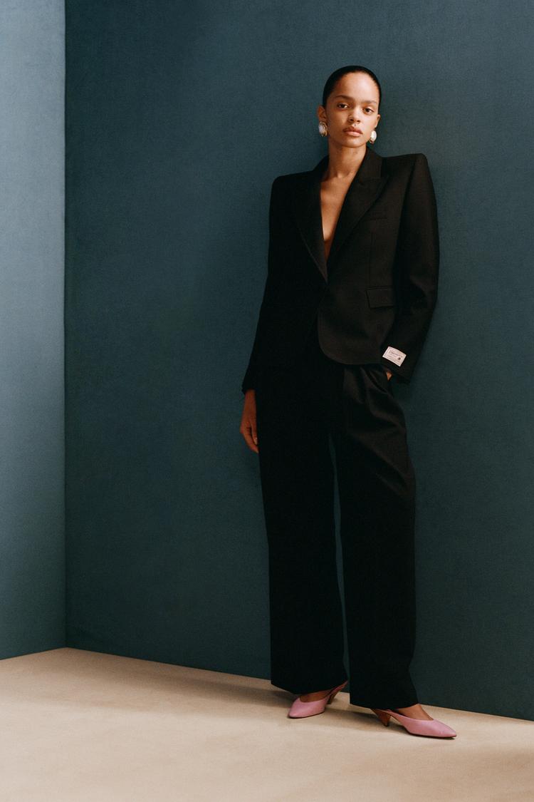 BLAZER AJUSTÉE ÉPAULETTES AVEC LAINE WILLY CHAVARRIA X ZARA