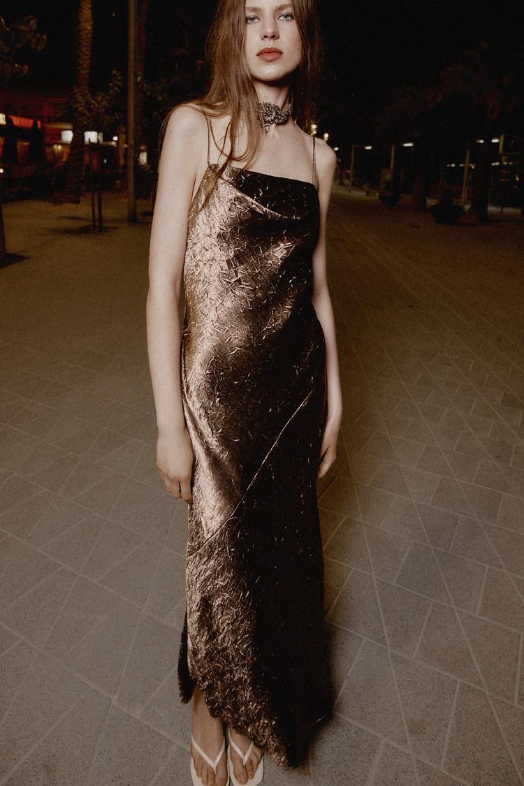 ROBE MI-LONGUE STYLE LINGERIE