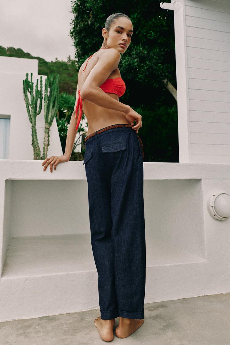 PANTALON CHINO AVEC CEINTURE TRESSÉE