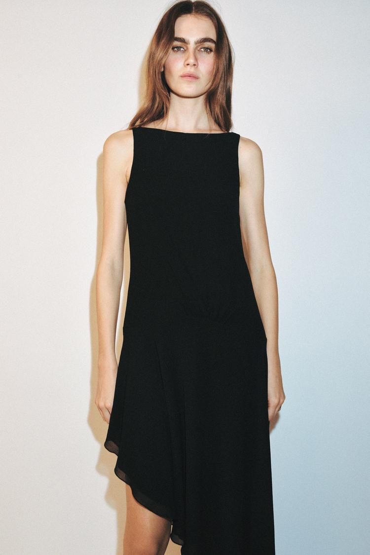 ROBE MI-LONGUE ASYMÉTRIQUE