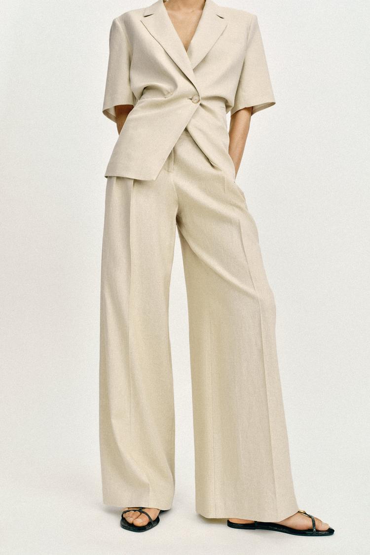ENSEMBLE BLAZER MANCHES COURTES ET PANTALON EN LIN