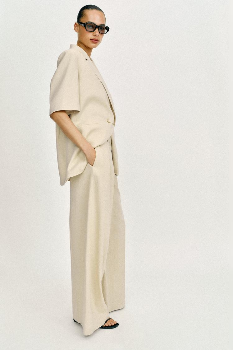 ENSEMBLE BLAZER MANCHES COURTES ET PANTALON EN LIN