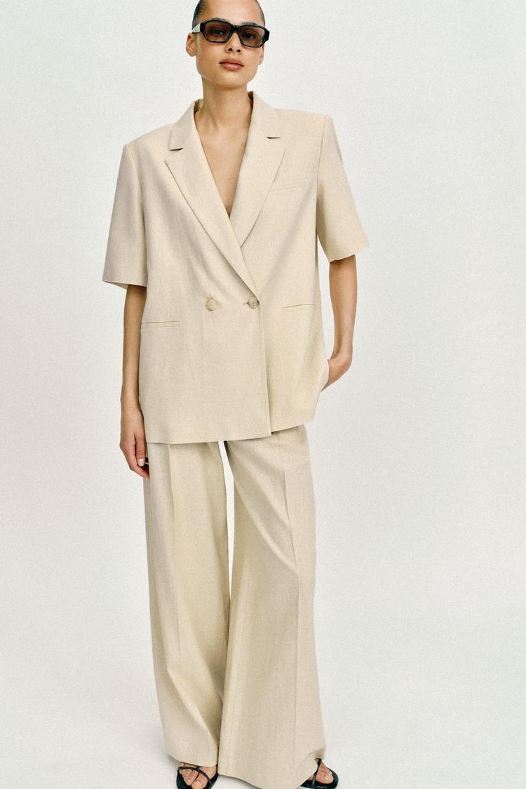 ENSEMBLE BLAZER MANCHES COURTES ET PANTALON EN LIN