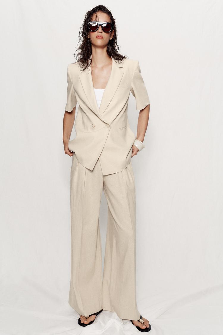 ENSEMBLE BLAZER MANCHES COURTES ET PANTALON EN LIN