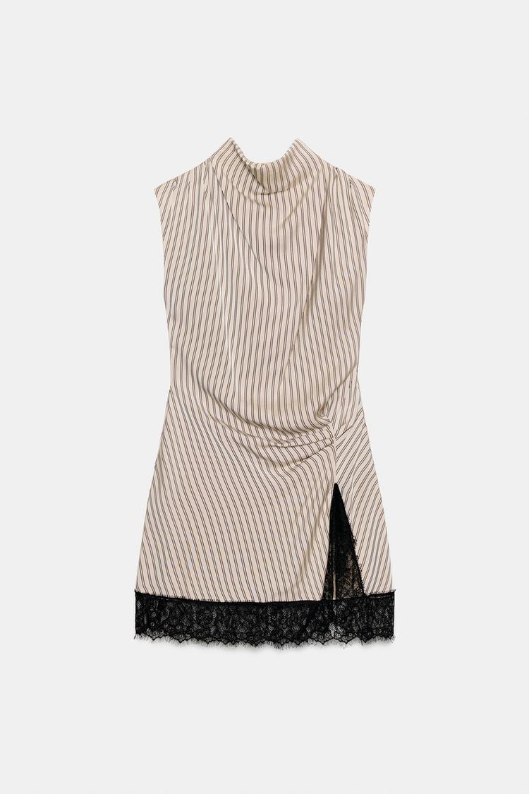 ROBE COURTE À RAYURES ET DENTELLE