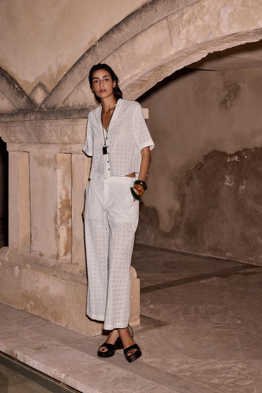 PANTALON JUPE-CULOTTE BRODERIES AJOURÉES