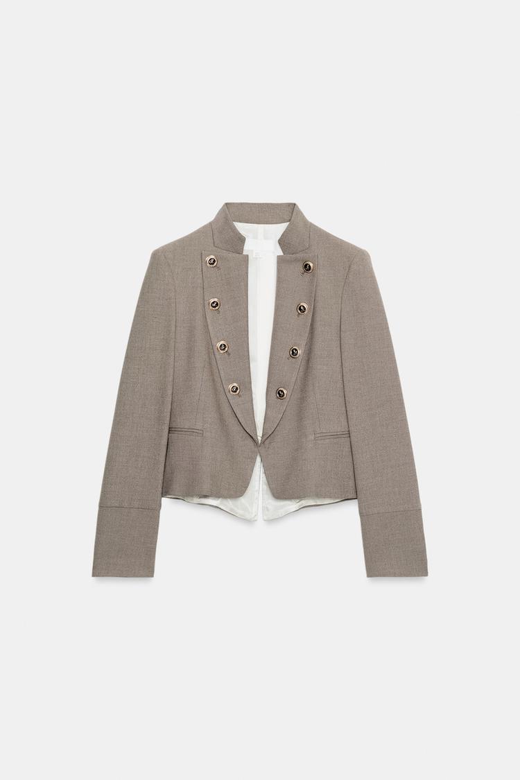 VESTE AJUSTÉE À BOUTONS ET REVERS