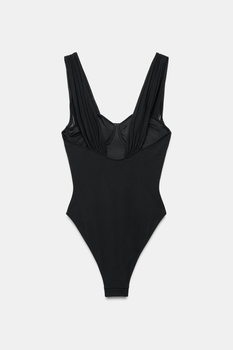 MAILLOT DE BAIN À ARMATURES ET TULLE