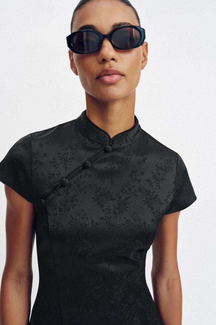 ROBE COURTE JACQUARD