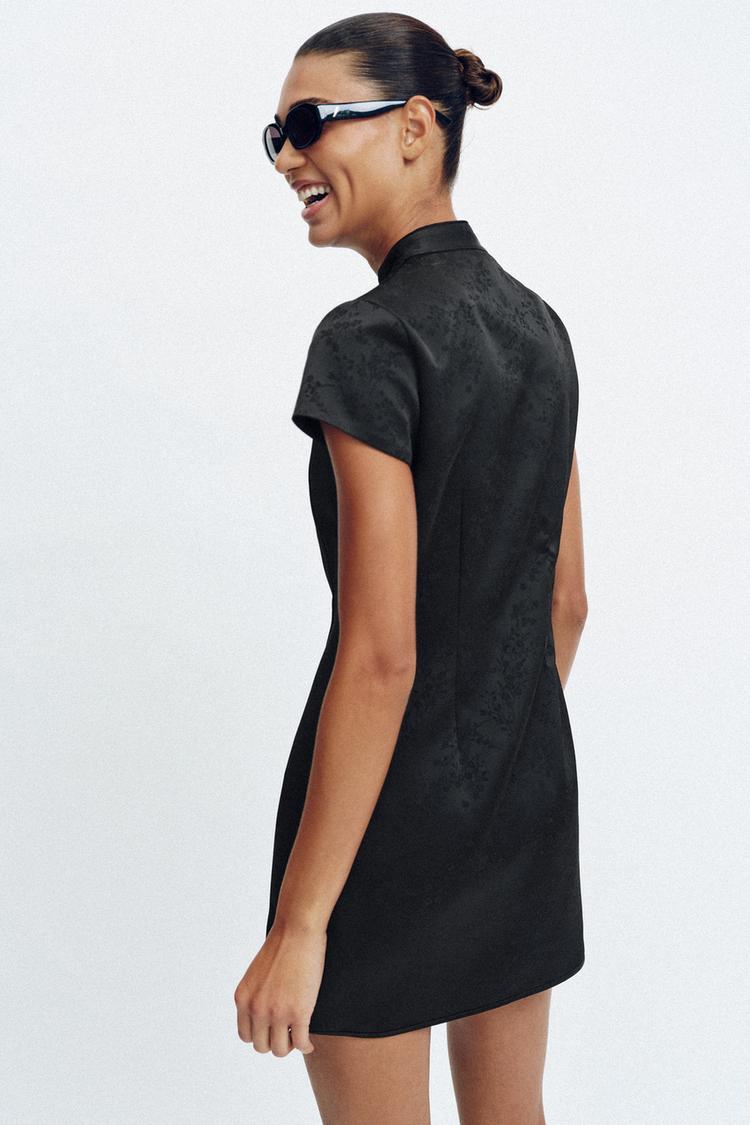 ROBE COURTE JACQUARD