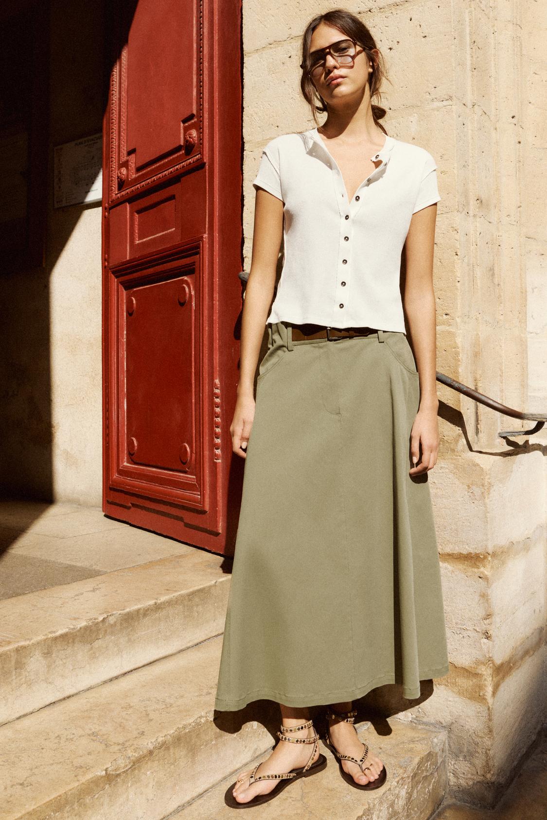 MIDI SKIRT WITH BELT