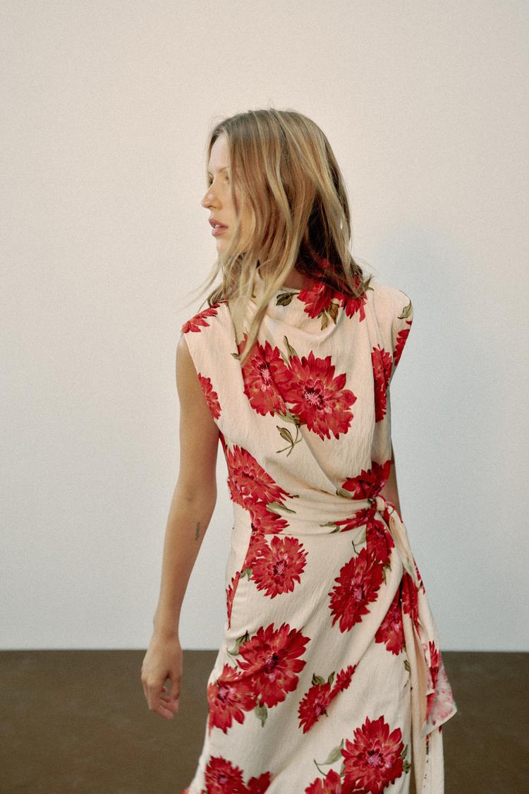 ROBE MI-LONGUE À IMPRIMÉ FLEURI AVEC CEINTURE