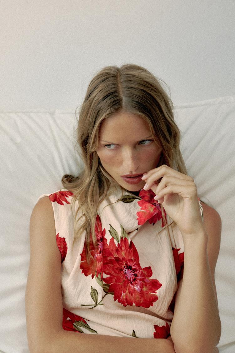 ROBE MI-LONGUE À IMPRIMÉ FLEURI AVEC CEINTURE