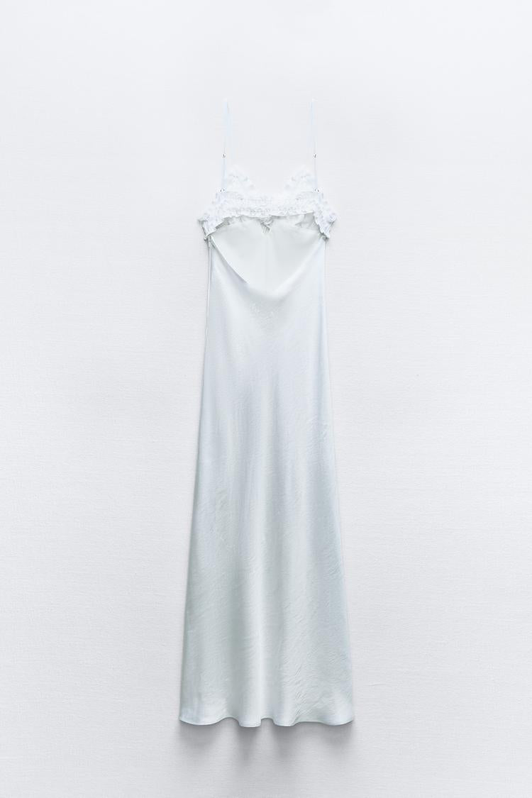 ROBE MI-LONGUE STYLE LINGERIE