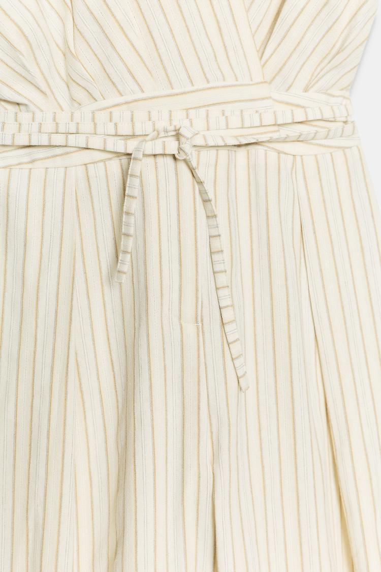 COMBINAISON À RAYURES AVEC CEINTURE