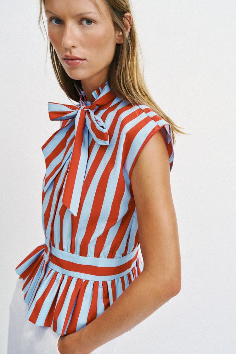 CHEMISE SANS MANCHES À RAYURES ET NŒUD