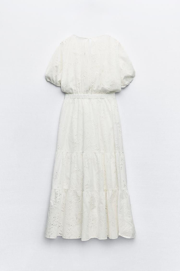 Robe À Broderies Ajourées Et Nœud