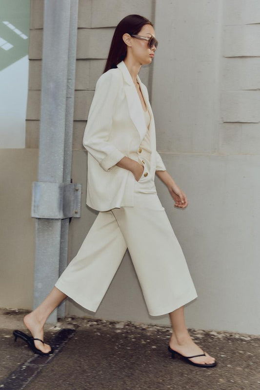 JUPE-CULOTTE BOUTONS