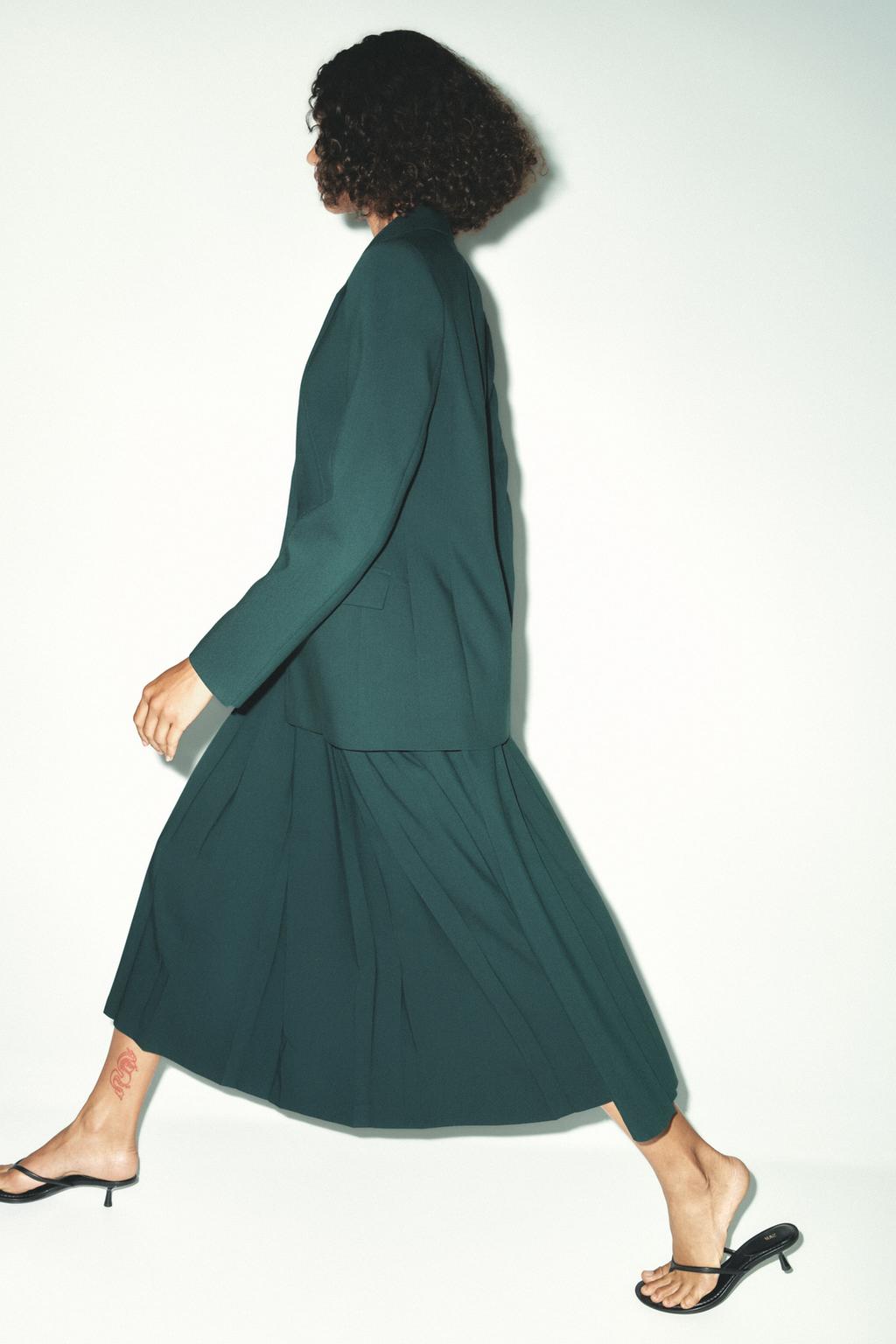 PLEATED MIDI SKIRT