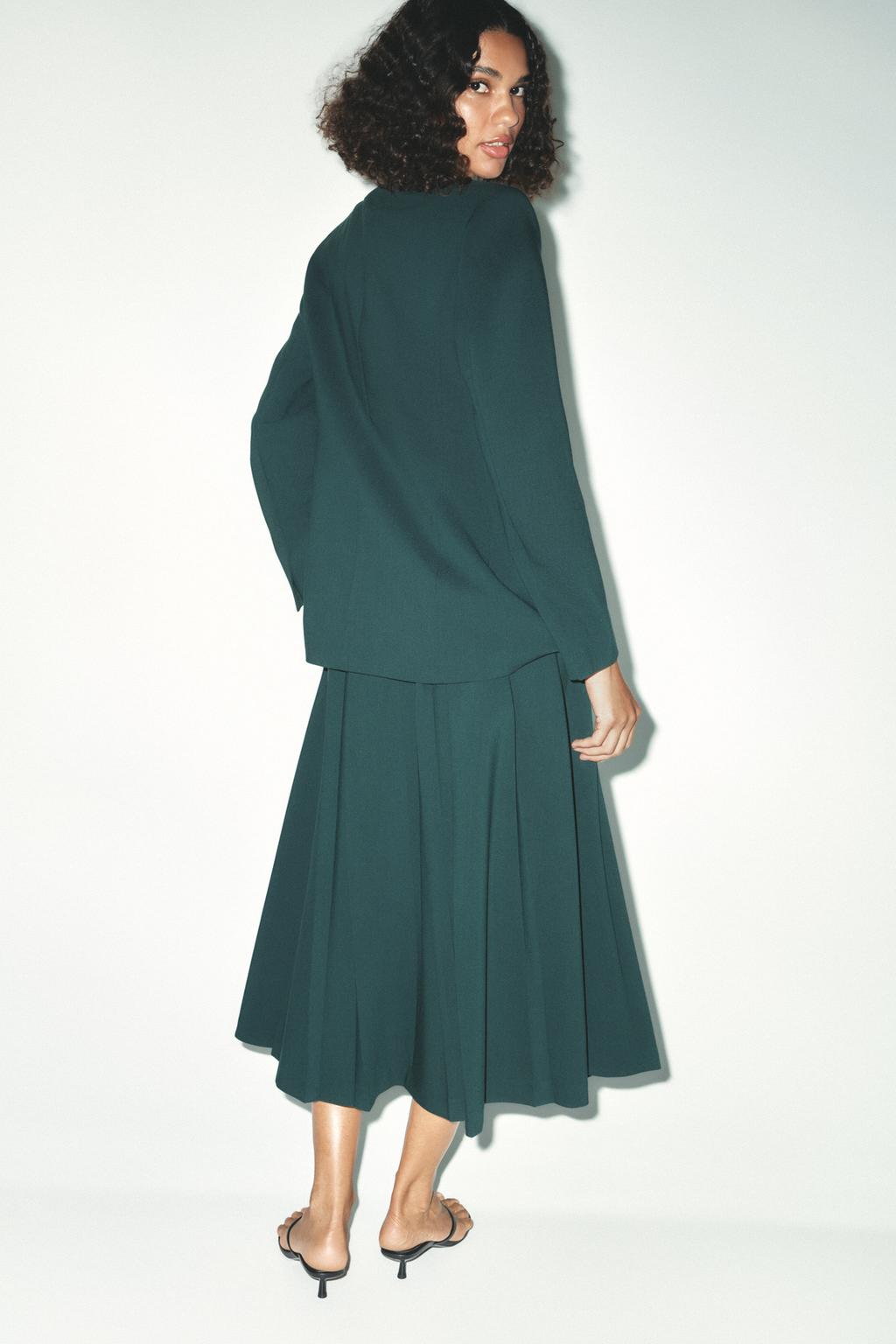 PLEATED MIDI SKIRT