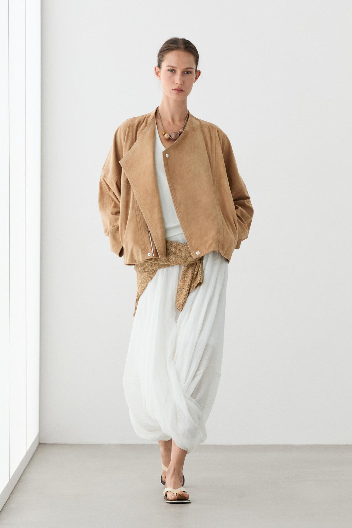 SANDALE PLATE CUIR