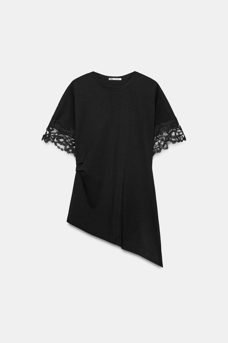 T-SHIRT ASYMÉTRIQUE EN DENTELLE