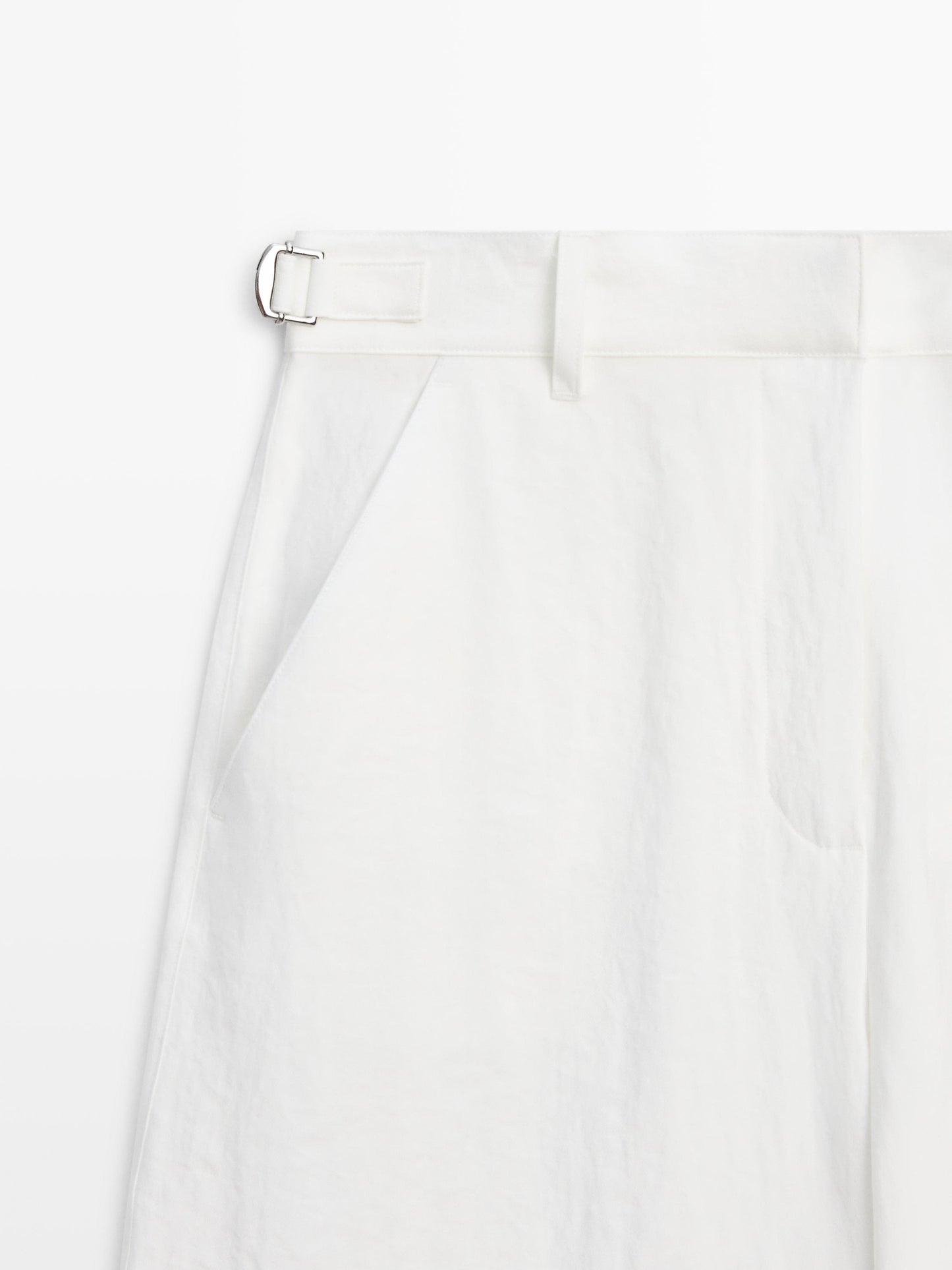 ENSEMBLE VESTE SANS MANCHES CROISÉE À NOUER  100 % LIN | PANTALON FLUIDE À BOUCLES
