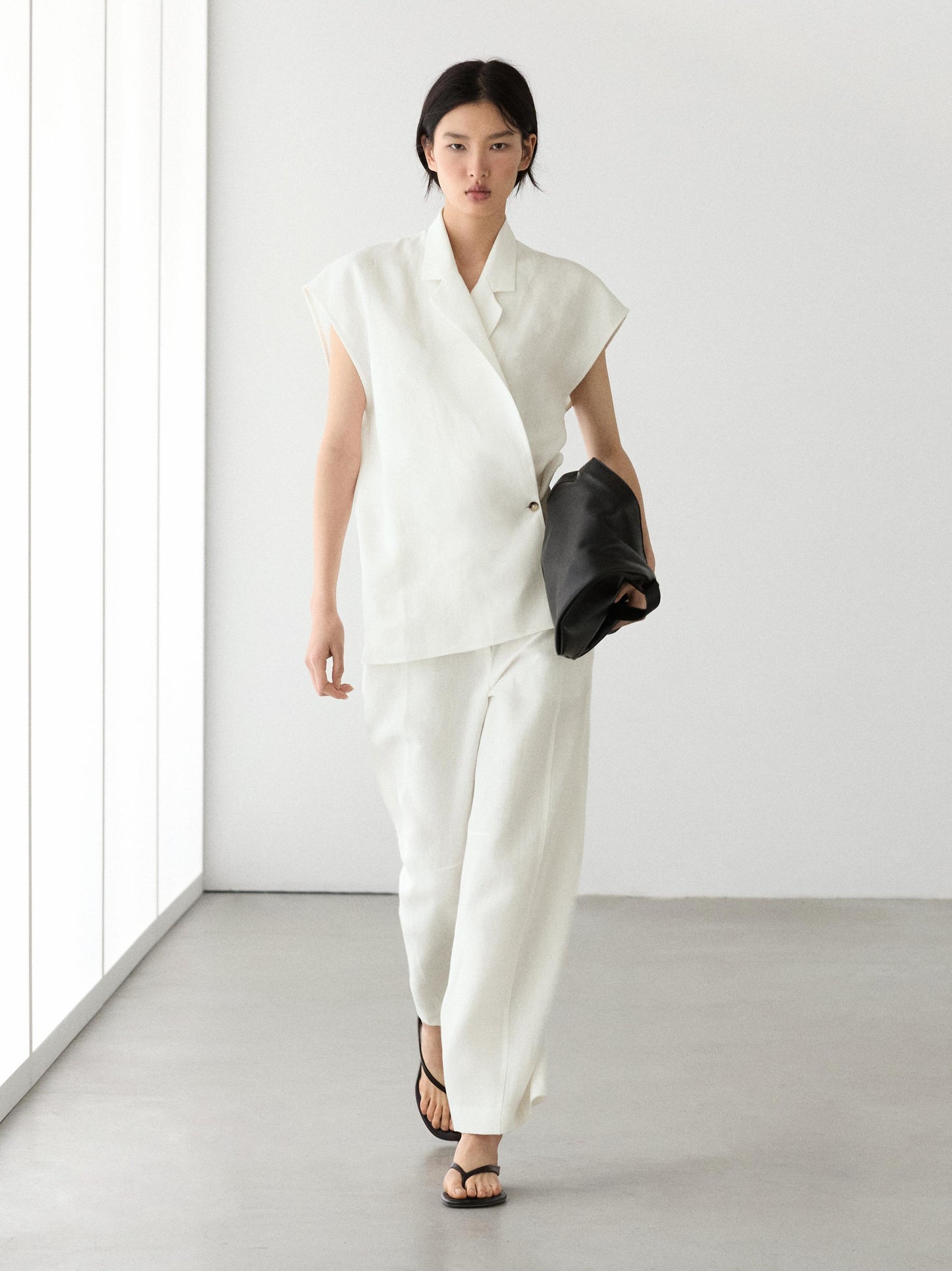 ENSEMBLE GILET BOUTONNAGE LIN| PANTALON BARREL LIN
