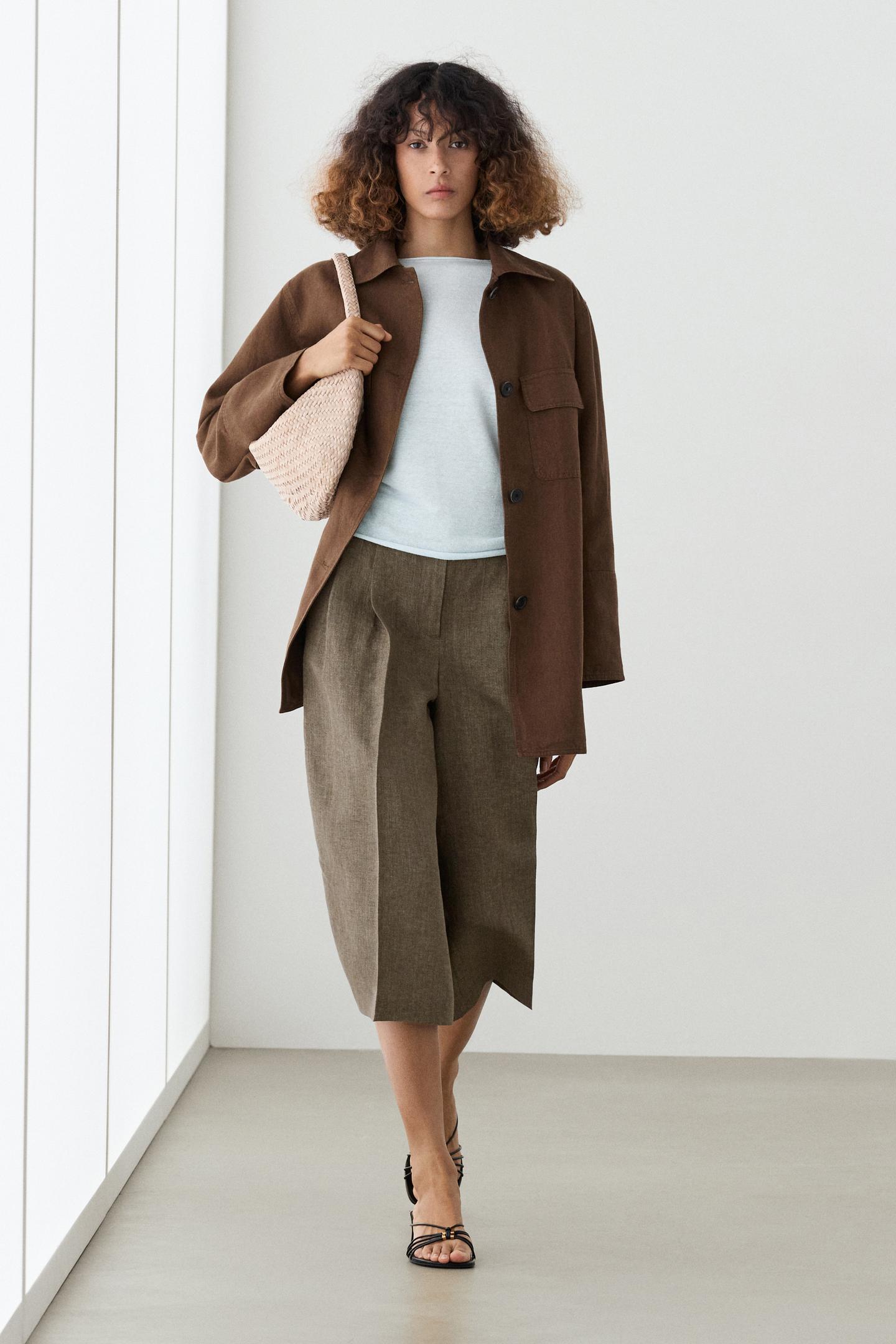 ENSEMBLE GILET | BERMUDA FLUIDE EN LIN MÉLANGÉ