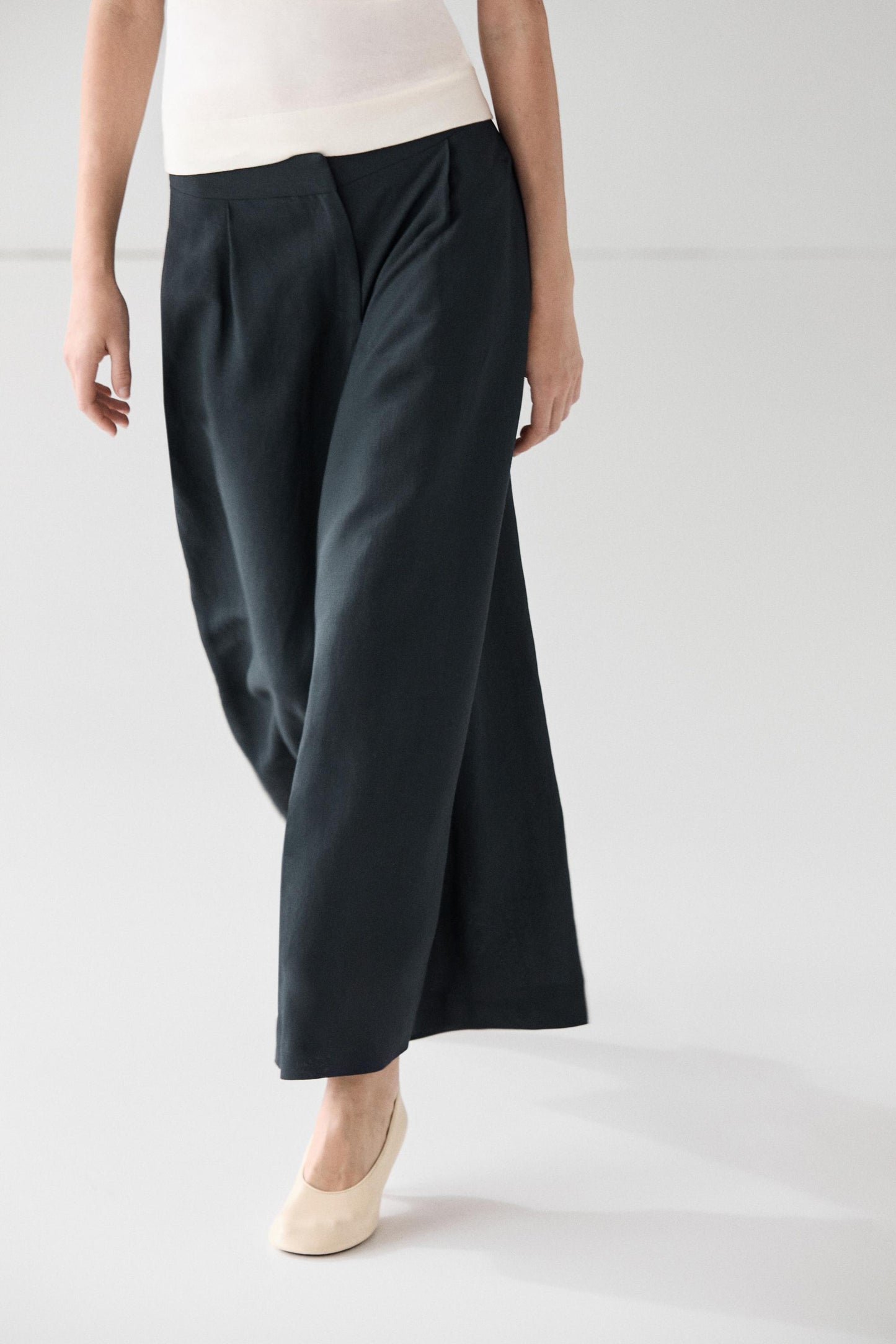 PANTALON LARGE FLUIDE PLISSÉ